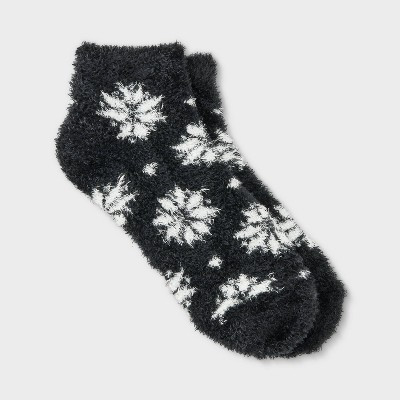 Women's Snowflake Cozy Low Cut Socks - Auden™ Black 4-10 | Target