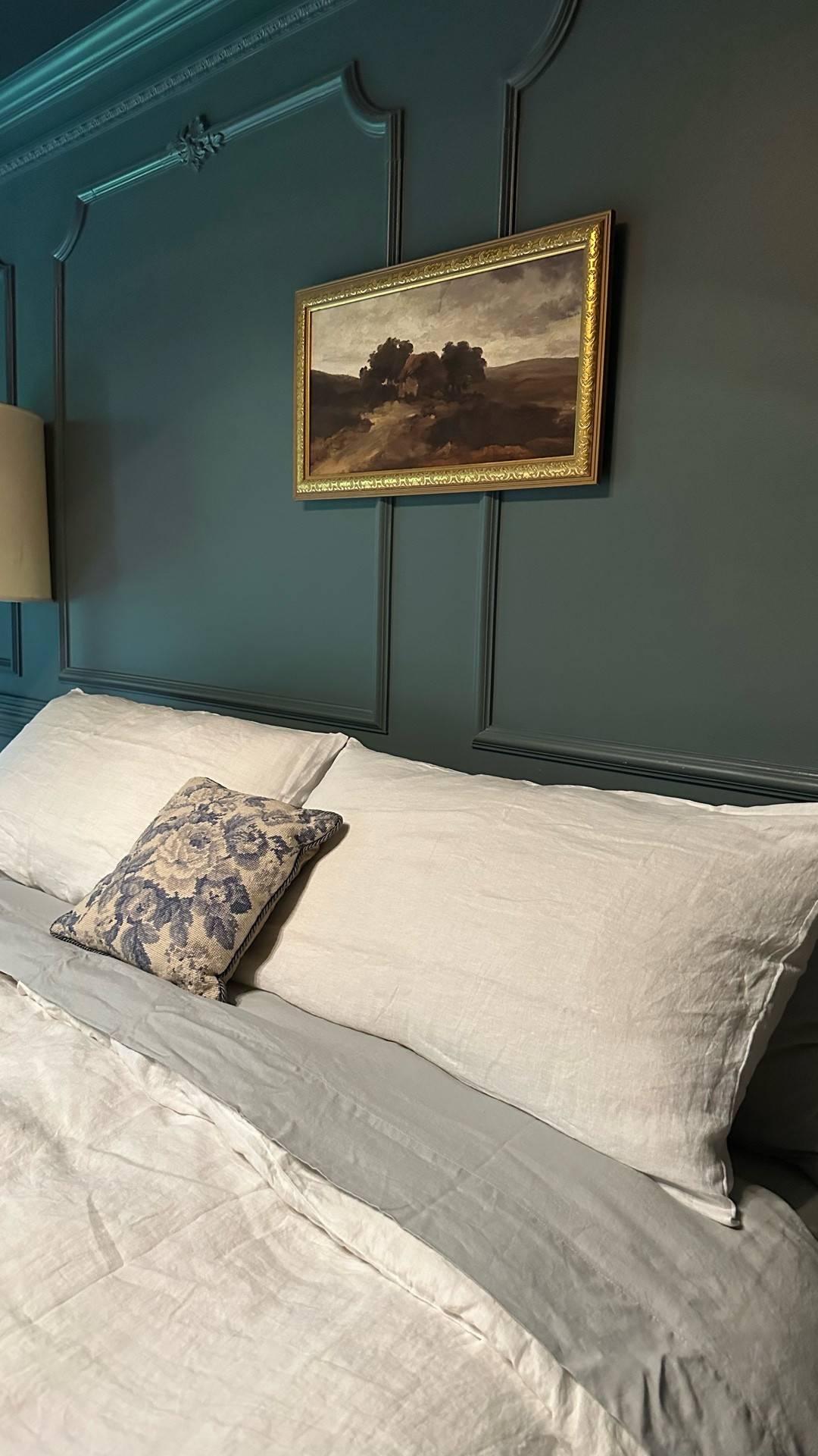 There’s nothing like sliding into linen bedding at the end of the day. It’s breathable, temperature-regulating, softens with every wash, and has that effortless, lived-in texture that makes a room feel cozy without even trying.
I layer my linen duvet + sheets with grounding sheets underneath, and the combination has made such a difference in my sleep — calmer nights, less tossing, and a deeper “reset” feeling when I wake up.
If you’ve been thinking about upgrading your bedding for winter, linen is worth it. Linking my exact set from Quince + the grounding sheets I use so you can put together your own dreamy, cozy setup.

New customers get 10% off — just use INFG-25HOLISTICHAUS10 at checkout ☺️

#LTKSaleAlert #LTKHome #LTKmorningroutine