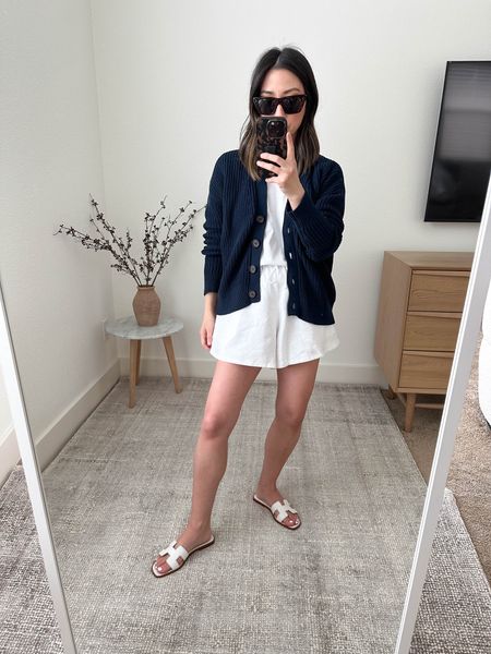Jenni Kayne cropped cotton cocoon cardigan. These are great for spring/summer and a better fit for petites. 

Use code RESET20 for 20% off 

Cardigan - Jenni Kayne xs
Tee - Everlane Medium
Shorts - Reformation xs
Sandals - Hermes 35
Sunglasses - Celine 

Petite Style, Neutral outfit, capsule wardrobe, minimal style, street style outfits, Affordable fashion, Spring fashion, Spring outfit,

#LTKsalealert #LTKshoecrush #LTKSeasonal