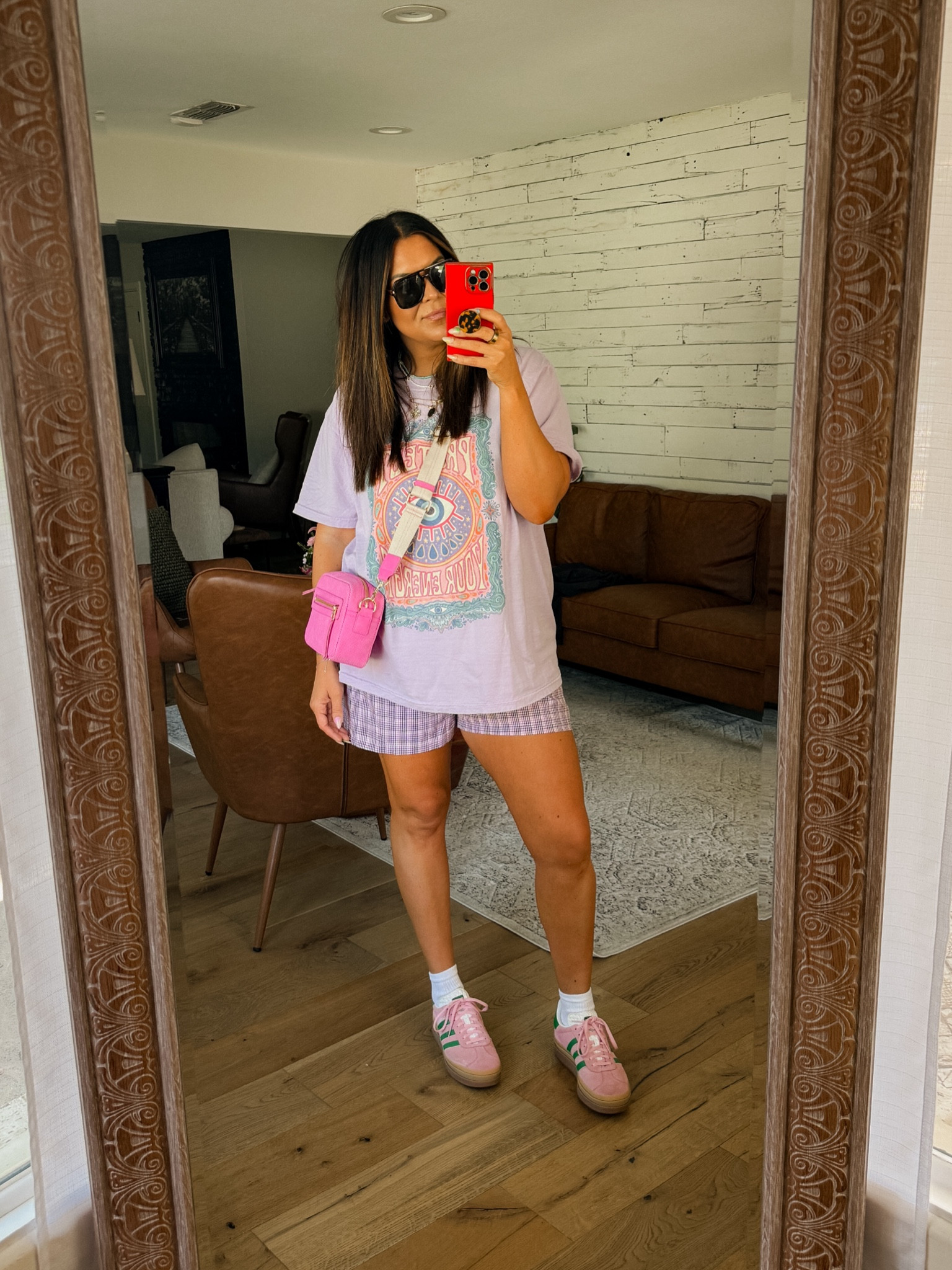 Viral boxer short trend
Tee: XL
men’s boxers: xl
Sneakers: XL


#LTKStyleTip #LTKMidsize #LTKFindsUnder50