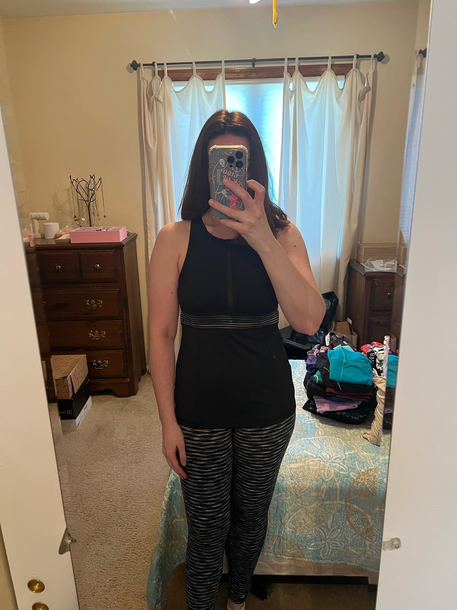 Black workout top (m). Black and white striped workout leggings (s). #workouttop #blacktop #blackworkouttop #leggings #stripedleggings #blackleggings #fitnessgear #activewear

#LTKfitnessgoals #LTKActive #LTKootd