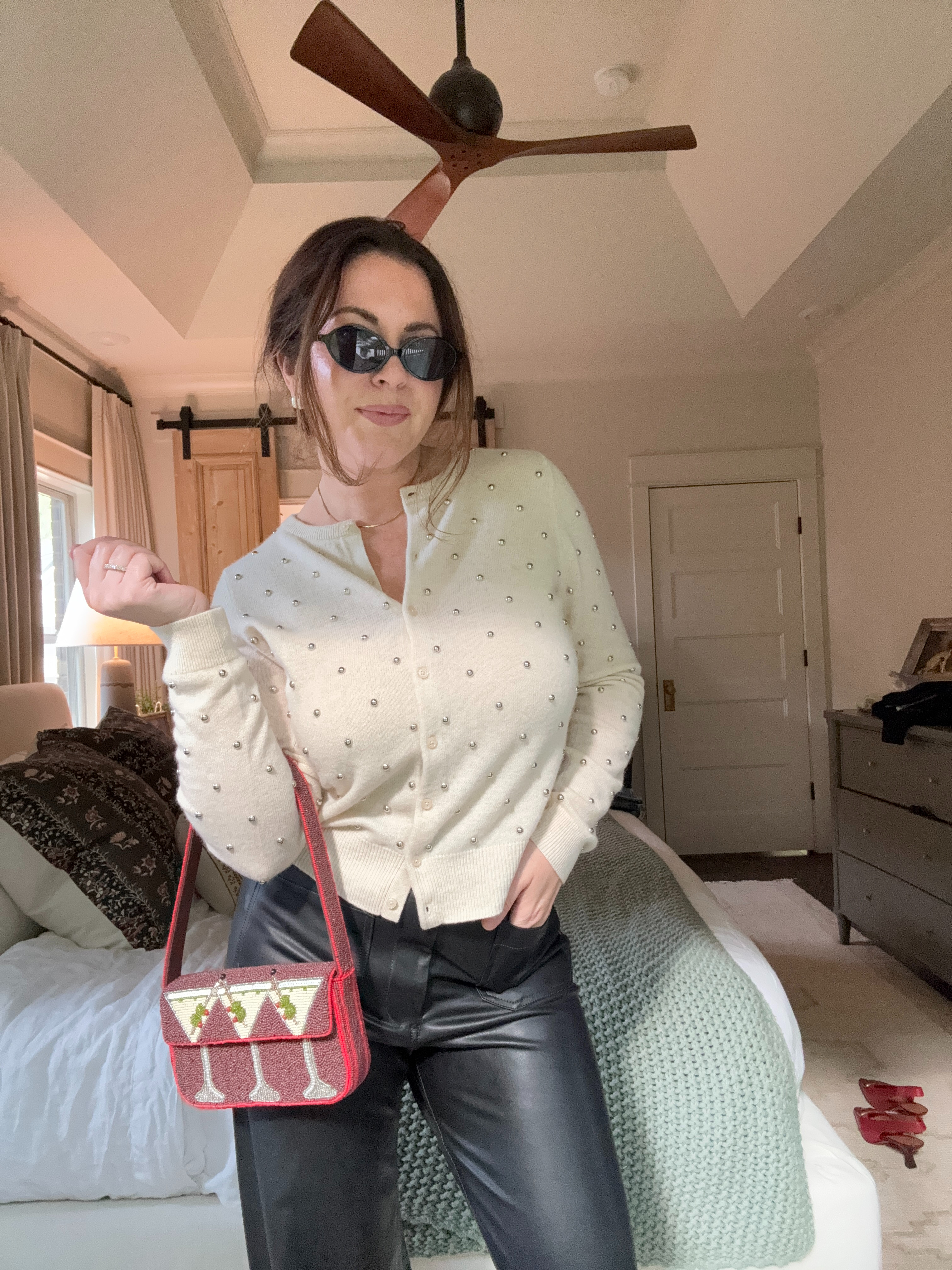 This cashmere studded sweater is EVERYTHING. Such an easy item to reach for during the chaotic holiday season!

holiday l anthropologie  

 