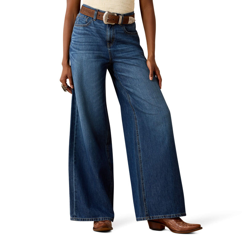 Ultra High Rise Calamity Comfort Wide Leg Jeans | Ariat (US)