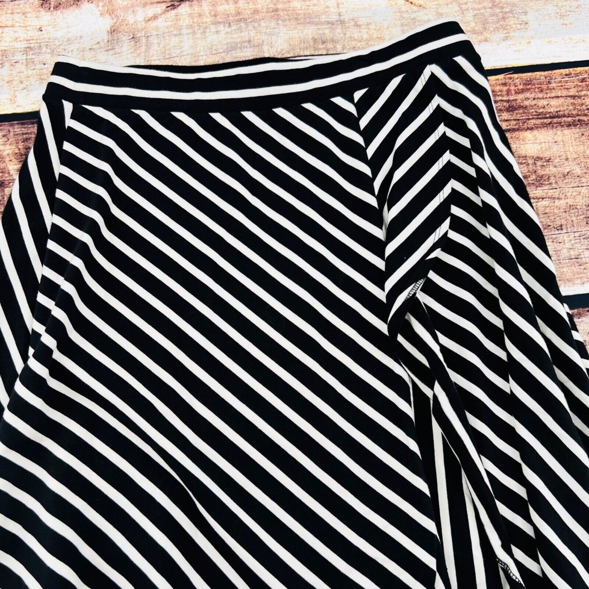 Talbots Ruffle Knee Length Midi Wrap Skirt Black White Striped Small Stretch | eBay US