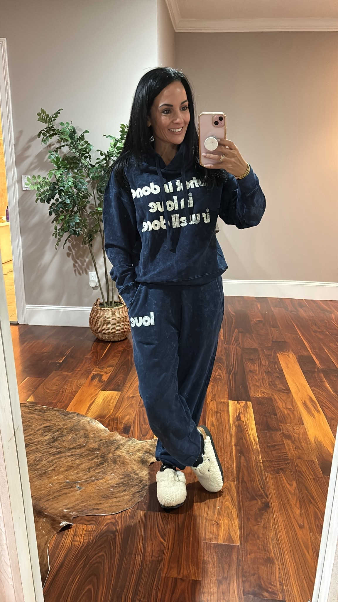 So comfy in this 2 piece love set


#LTKGiftGuide #LTKSaleAlert #LTKStyleTip