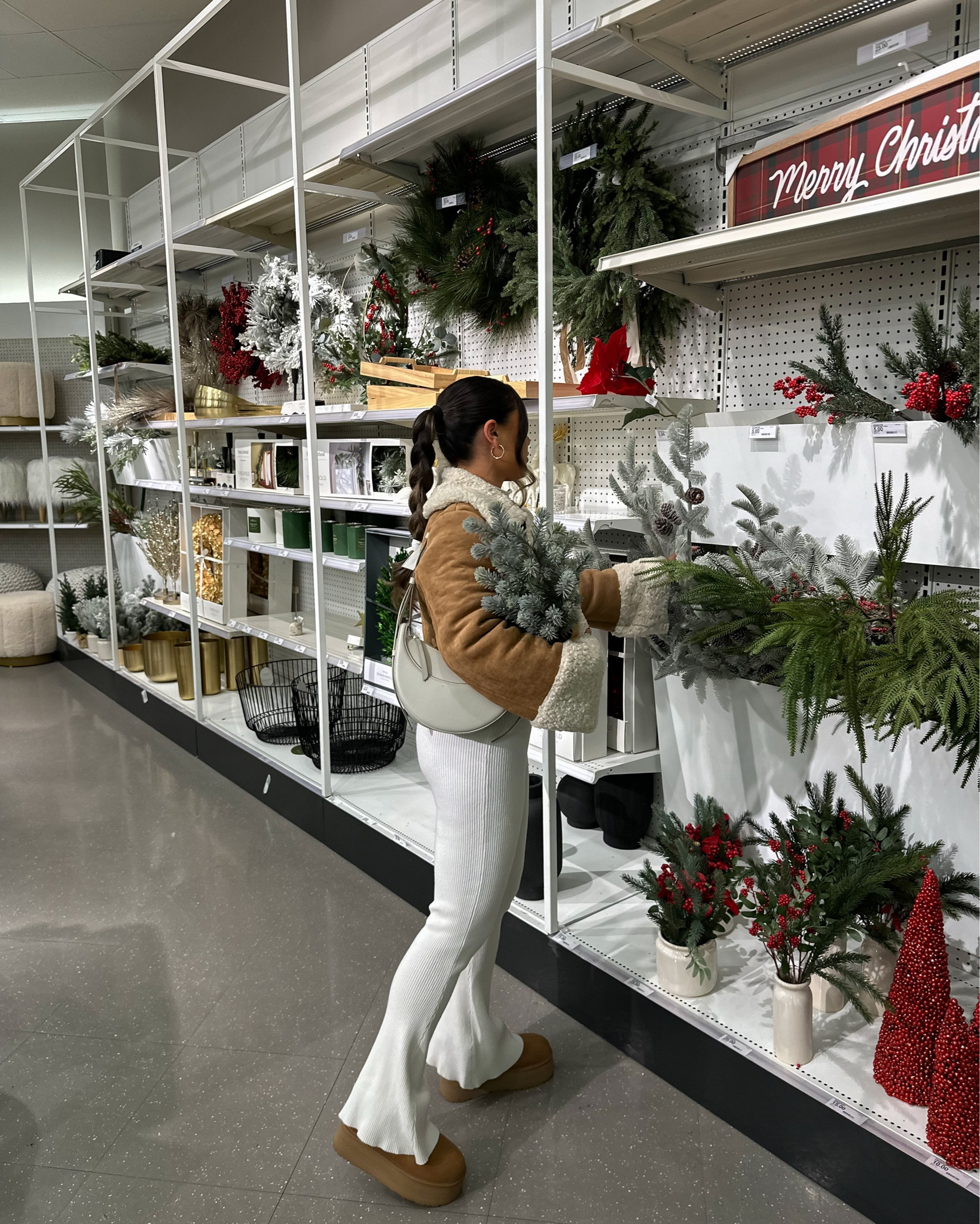 Casual winter inspo

#LTKHoliday #LTKSeasonal #LTKGiftGuide