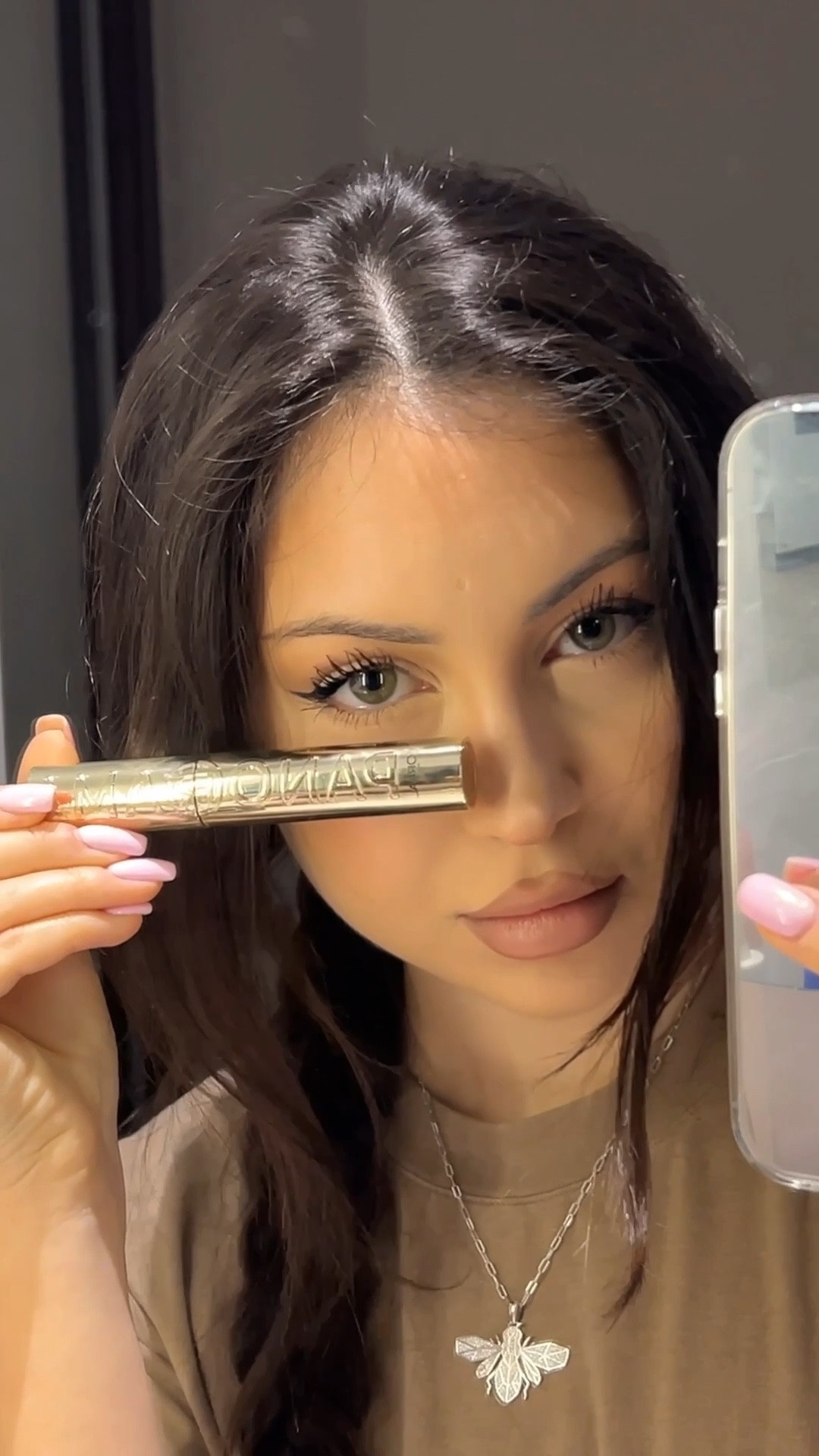 I’ve discovered a new mascara. It is the L’Oreal Panorama Mascara in Brown. I don’t usually use Brown mascara, but it looks stunning on Green eyes! It doesn’t dry & fall, it makes your lashes appear longer, and it’s easy to use.

#LTKeurope #LTKbeauty