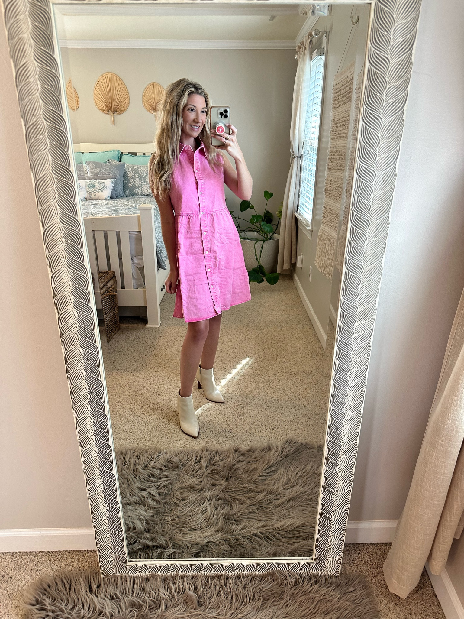 Pink denim for and flare dress! Comes in a bunch of colors 

#LTKfindsunder50 #LTKtravel #LTKSale