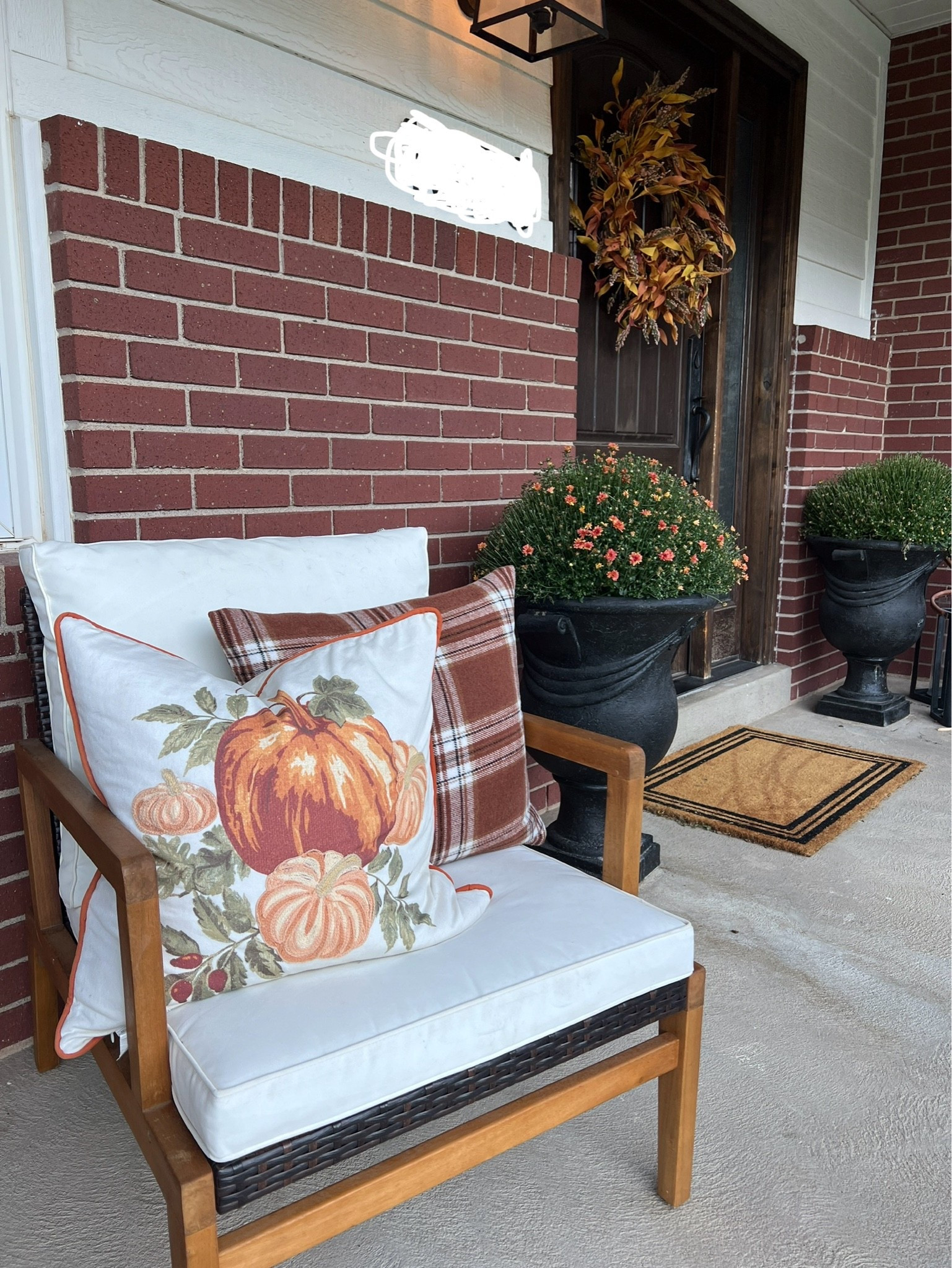 Fall Porch Decor

#LTKHome #LTKSeasonal