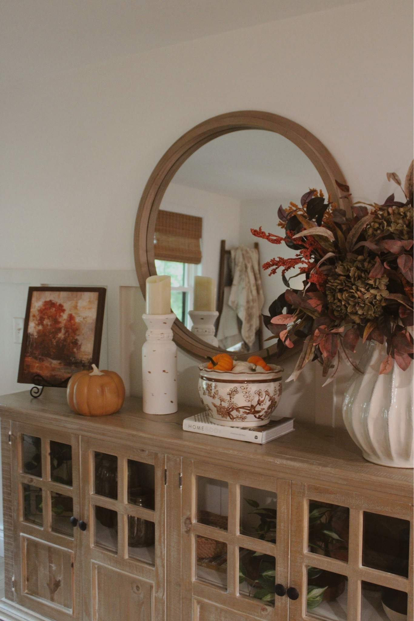 Fall florals and real pumpkins 🤎🍂🎃

#LTKSeasonal #LTKU #LTKHome