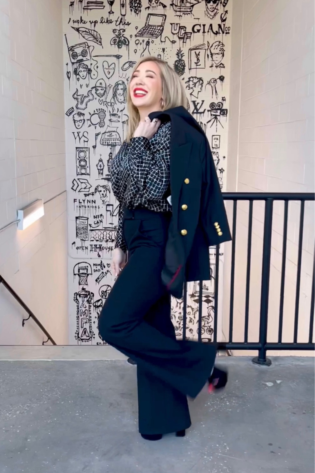 Wearing a 6 in the pants, medium in top, size 8 in blazer. 

Lip shade is ‘Comin in hot’ 💋