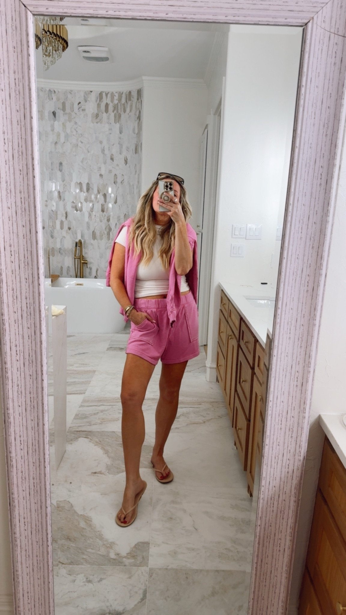 Travel outfits. Spring fashion. 2026. Aerie. Plus size fashion. Vacation outfit. Spring outfits 2026. Sports outfit. Spring outfits 2026. Spring fashion. Easter. Jumpsuit. Romper. Memorial Day weekend. GRWM. Sports mom outfit 



#LTKOver40 #LTKSaleAlert