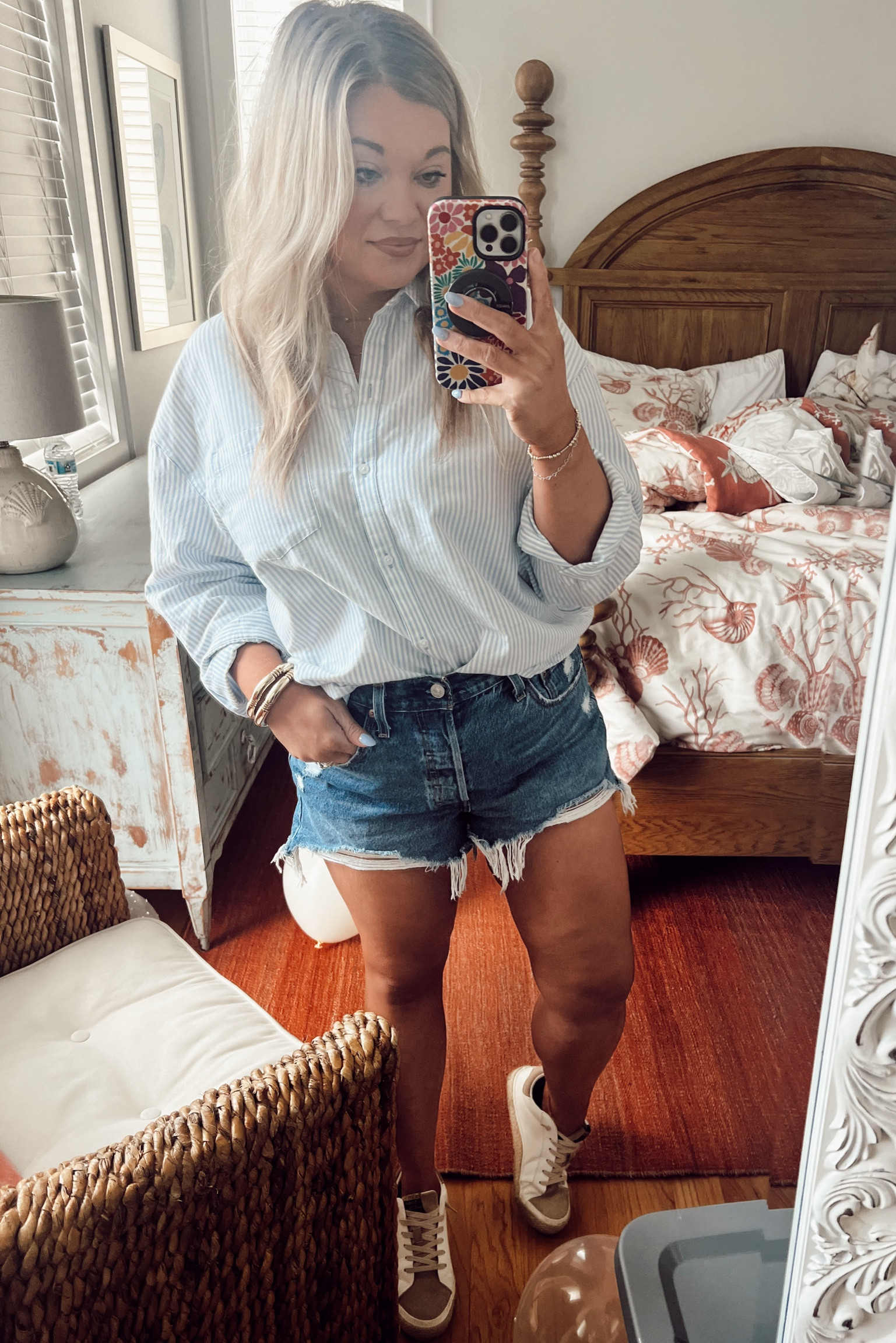 Shopping in 30A outfit! 

#LTKShoeCrush #LTKFindsUnder50 #LTKMidsize