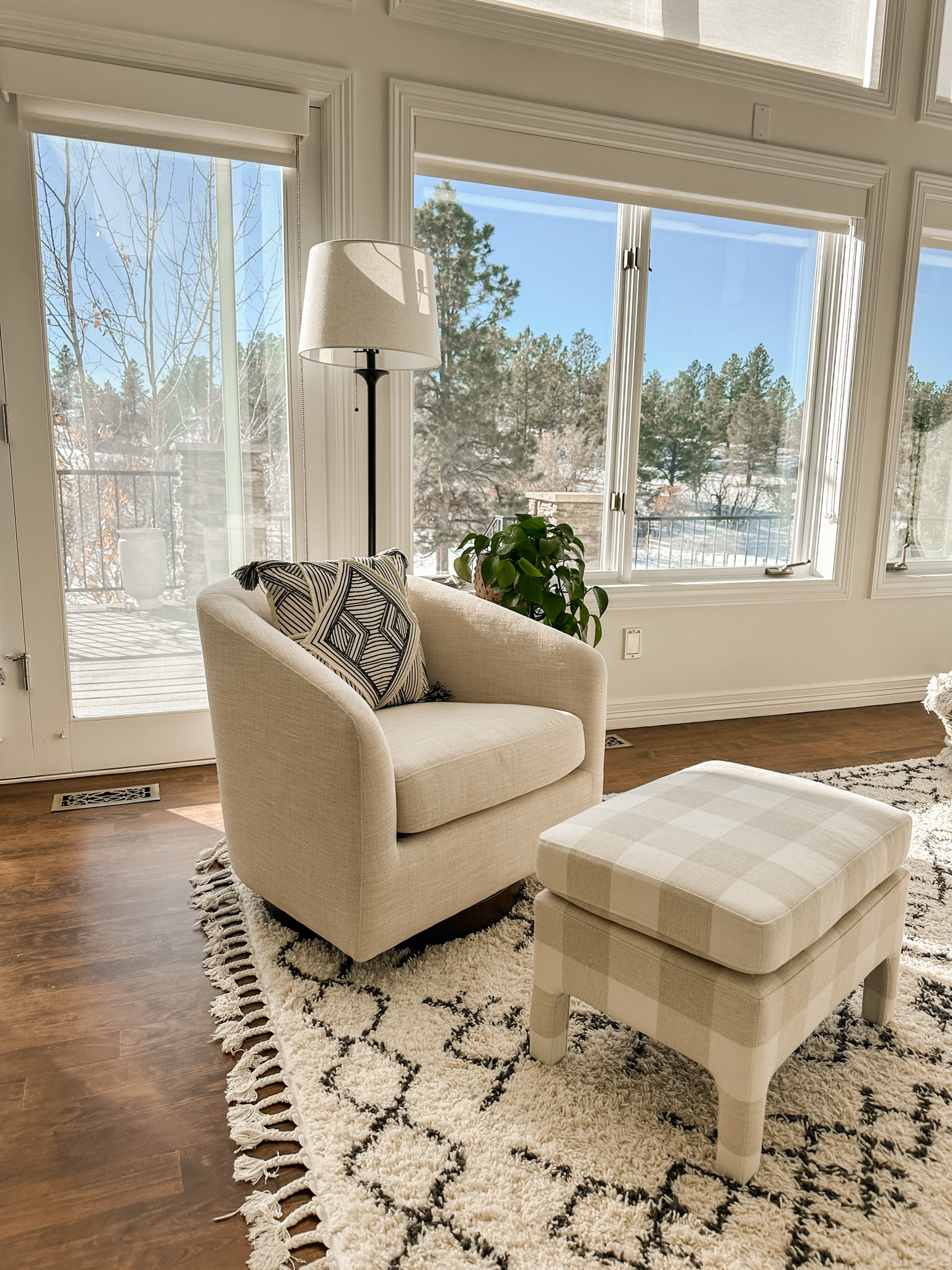 Best selling swivel chair from Walmart!  

Sarah Joy, living room, new year refresh 

#LTKStyleTip #LTKHome #LTKSaleAlert