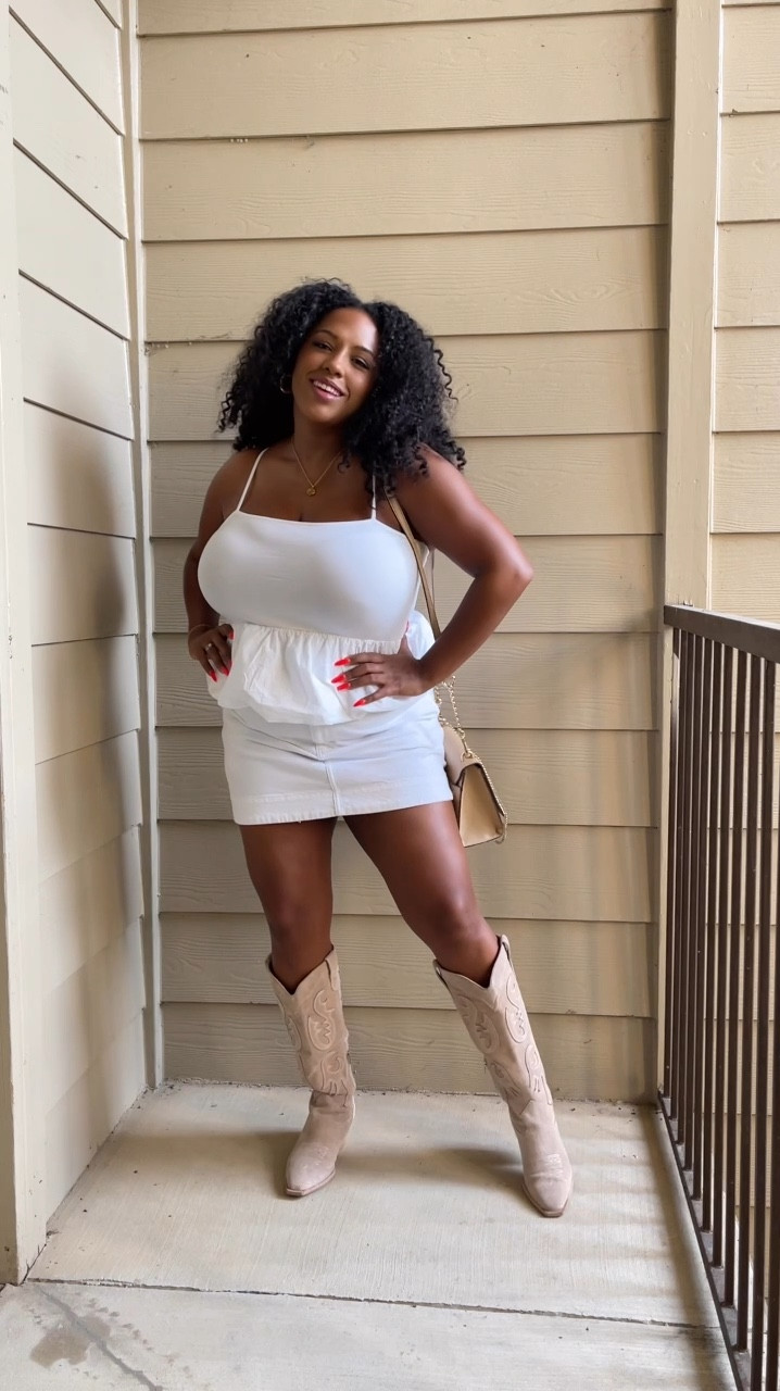 I might be a city girl, but I have a little country in me. 🤠 

Went to a country benefit concert tonight and had to whip up a quick outfit. My boots are an 8 and they fit snug at first. But once you wear them a few times they stretch out.

#LTKStyleTip #LTKMidsize