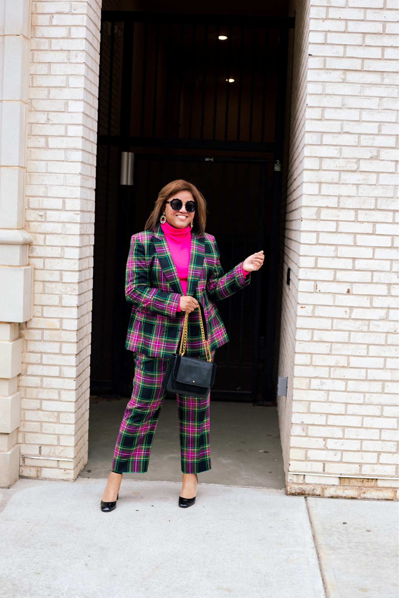 I LOVEEE this suit SOOO much!!  I love the pink tartan!!  It’s the perfect twist on the tartan print!  And, mind your business if you see me in this suit after the holidays! 💓🖤💓🖤