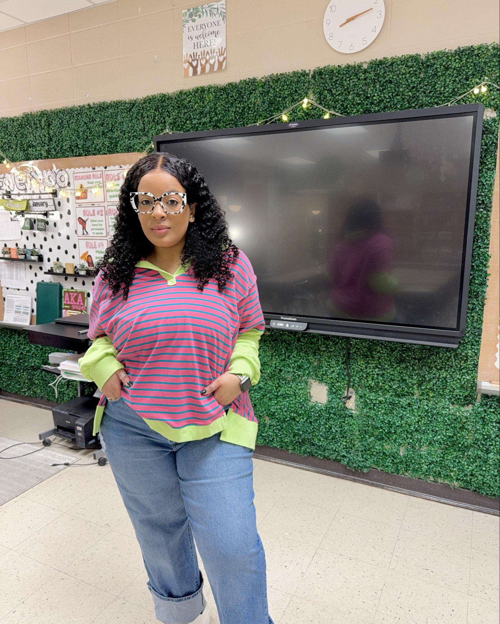 OOTD Inspo🎀 Shirt: TT shop | Jeans: FashionNova Glasses: ZEELOOL 