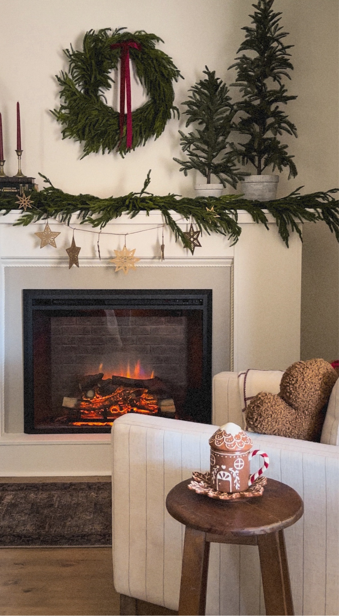 Electric fireplace insert 