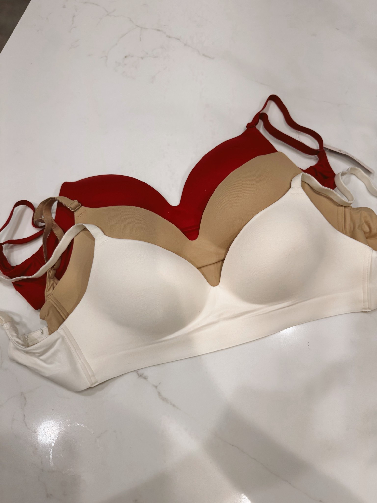 My favorite bra 45% off, on sale for $30 love the support, smooth and wireless fit 

#LTKootd #LTKgrwm #LTKSaleAlert