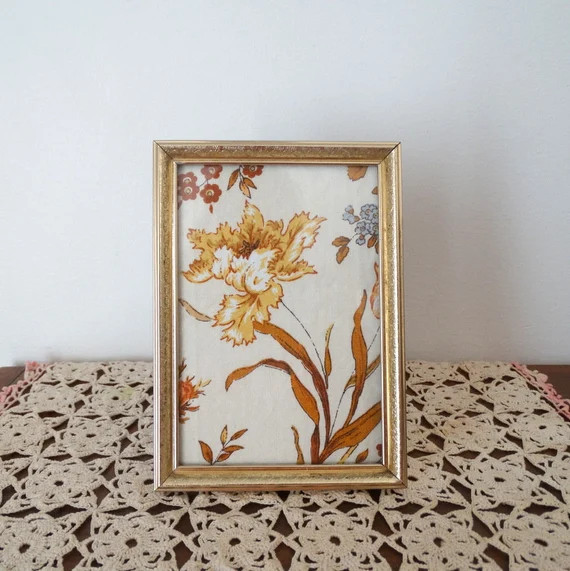 Gold Picture Frame  Simple Gold-tone Vintage 5 X 7 Picture | Etsy Canada | Etsy (CAD)