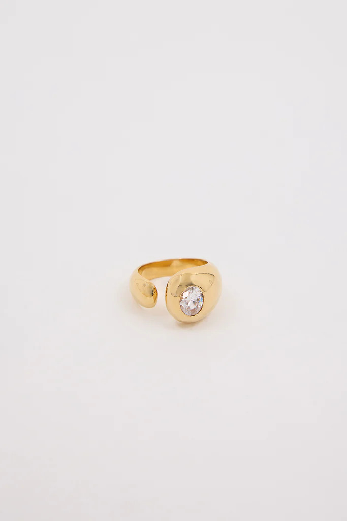 AMBER SCEATS VESPER RING GOLD | DISSH