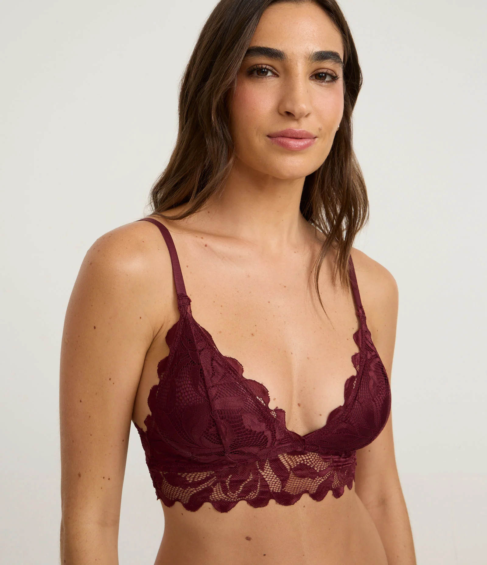 Sutiã Top em Renda Floral Marsala - Lojas Renner | Renner (BR)