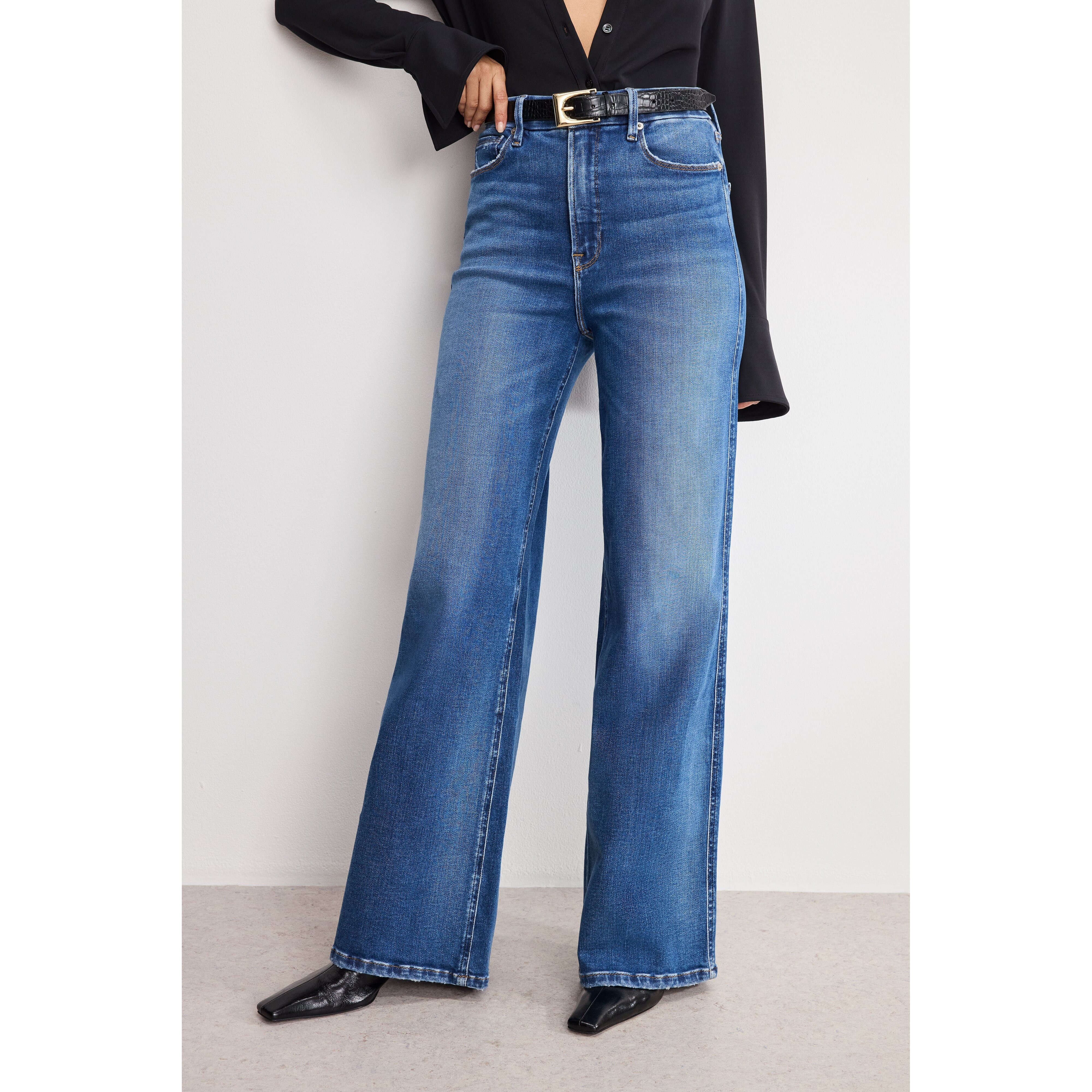 Women's Soft Tech Good Skate Wide Leg Jeans | Indigo, Size 0 | Good American by Khlo� Kardashian | Good American