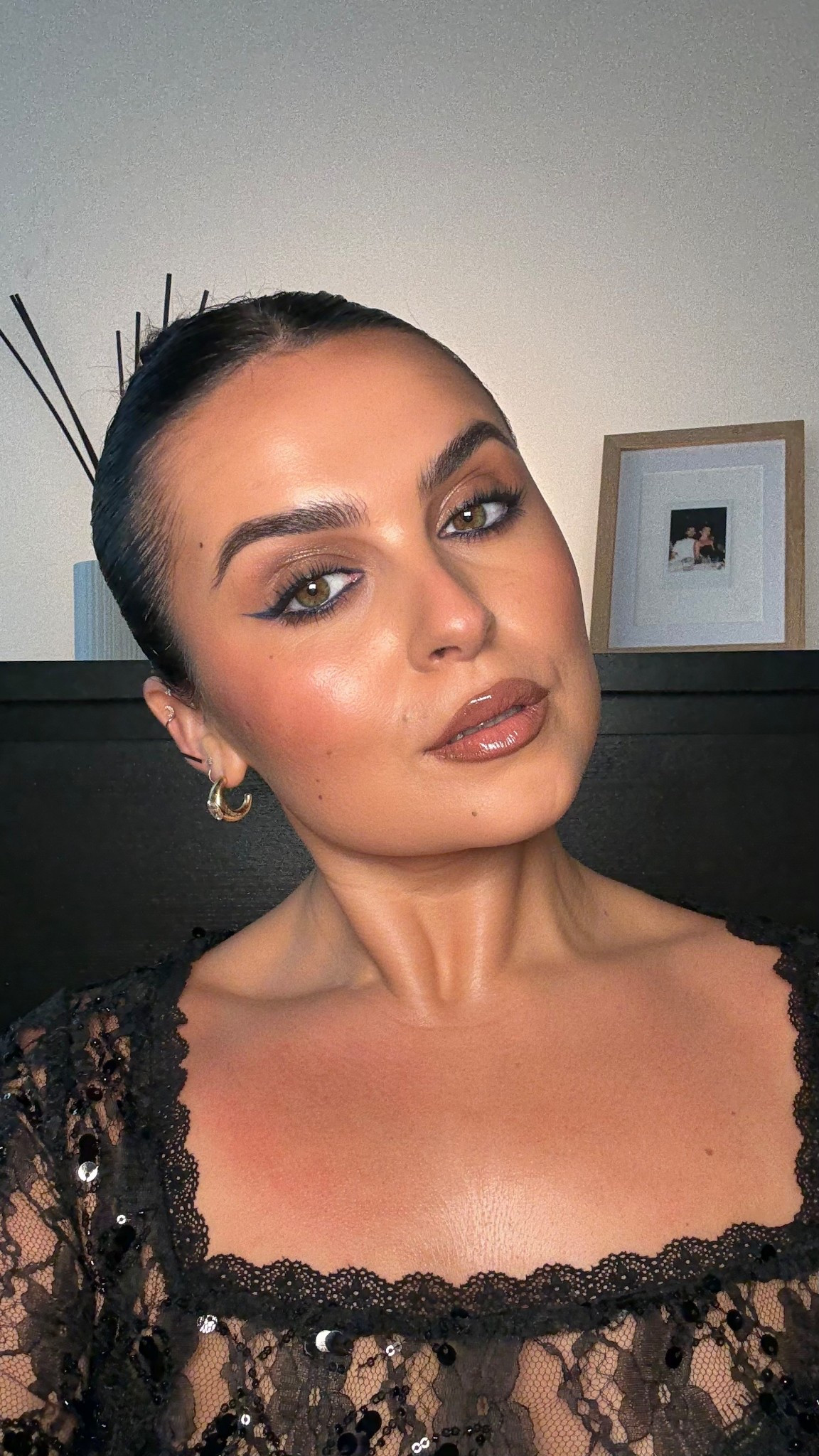 Festive glam 

#LTKbeauty #LTKfestive