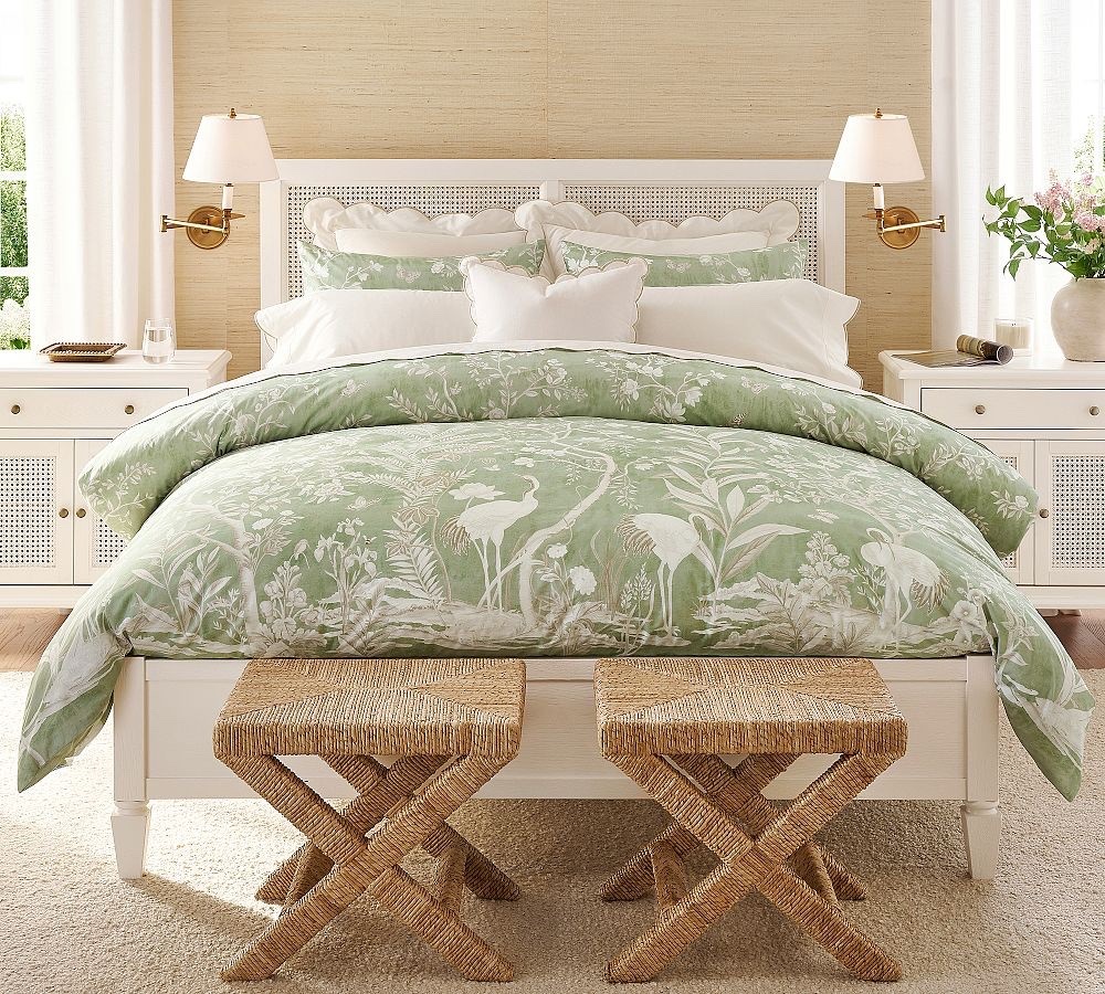 Gorgeous new duvet arrival 

#LTKHome #LTKSeasonal