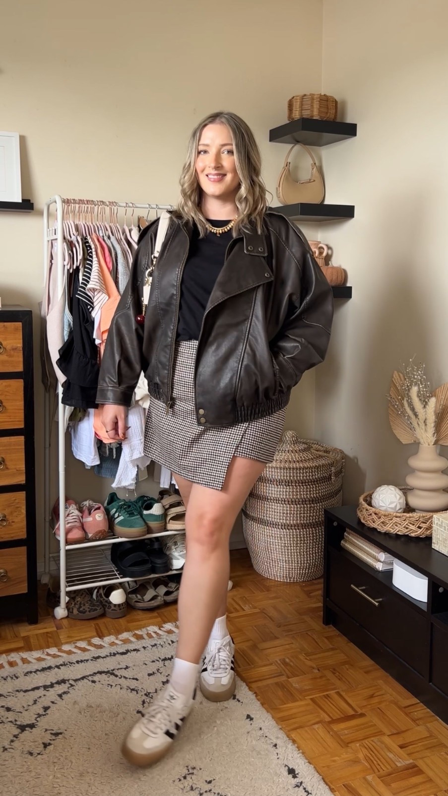 Casual fall outfit! Wearing my usual size L in the vegan leather jacket (use code AFKATHLEEN for extra 20% off!), black tee, and plaid mini skirt (Canadian skirt link in similar products)


#LTKsale #LTKdatenight #LTKmidsize