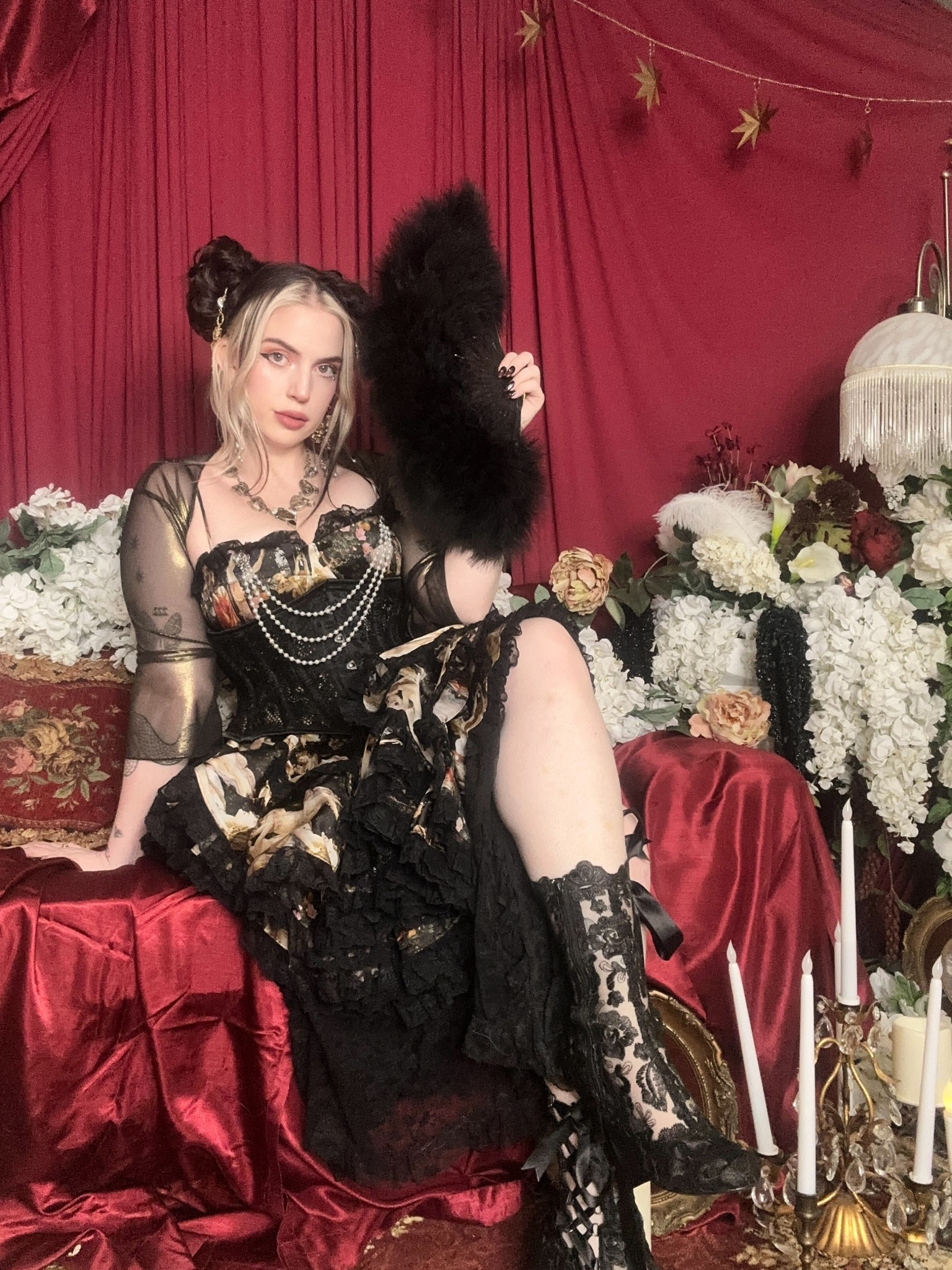 It’s giving dark & romantic 

#LTKSeasonal #LTKMidsize #LTKHalloween