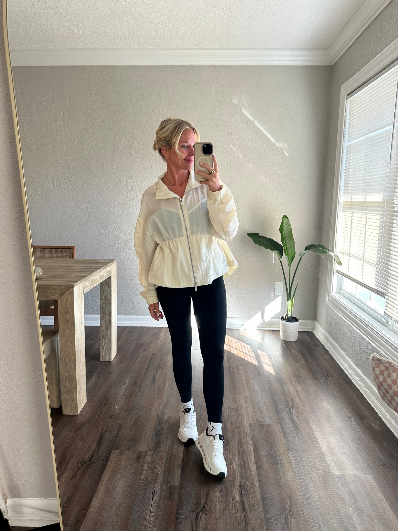 Running errands outfit of the day 

#LTKHome #LTKSeasonal #LTKActive