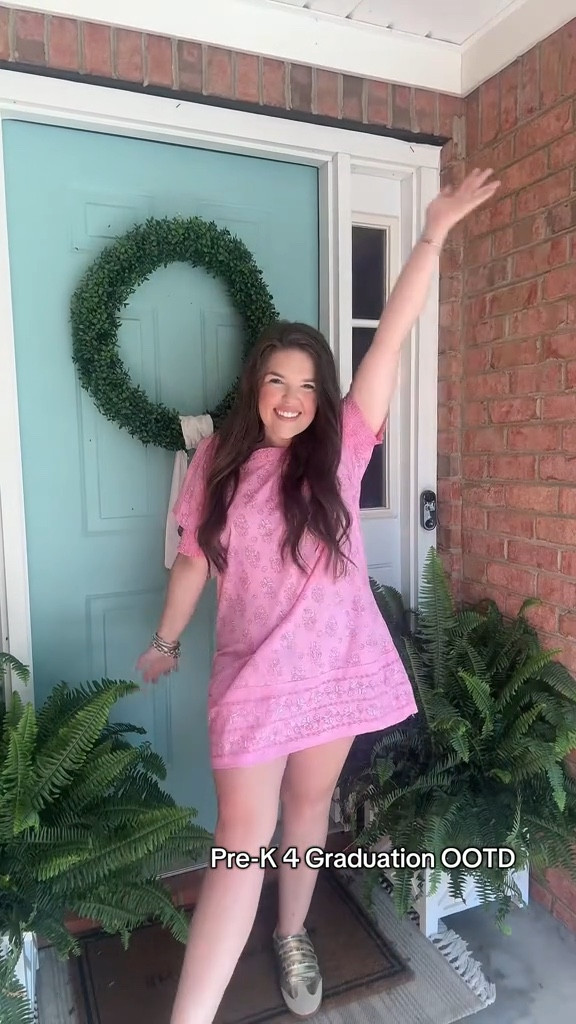 Petite girlies! This one’s for you! True to size. I’m 5ft, 155lbs and in a medium! 

#LTKfindsunder50 #LTKstyletip #LTKmidsize