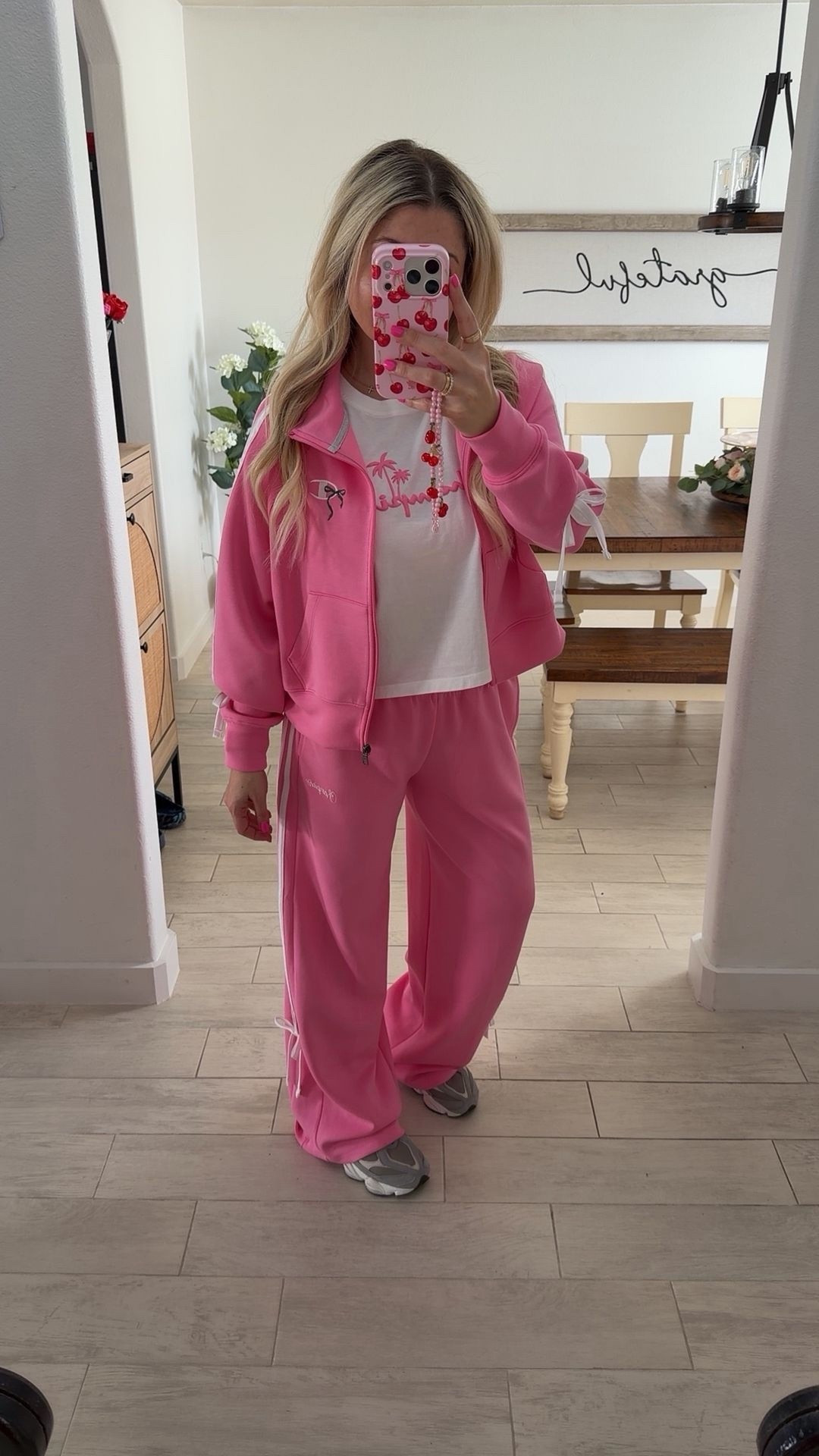 Everyday comfy cute outfit
Size small
New balance tts 

#LTKootd