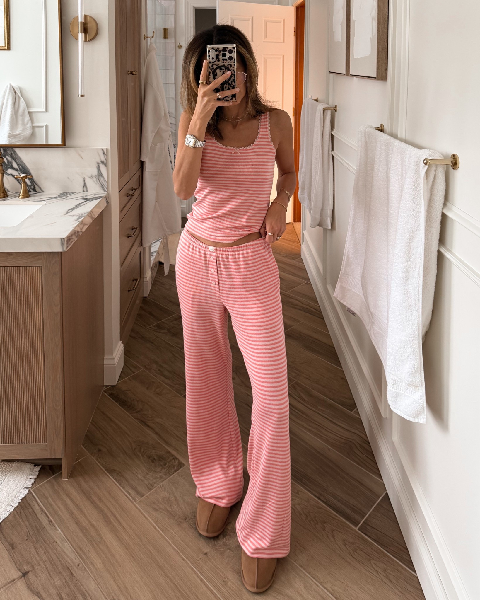 The comfiest Jamie’s I’ve put on in a looong time! Love the thick extra soft material, perfect light and fit, super comfy to sleep in. Breathable and also sooo cute! Size small 

#LTKselfcare #LTKOver40 #LTKmorningroutine