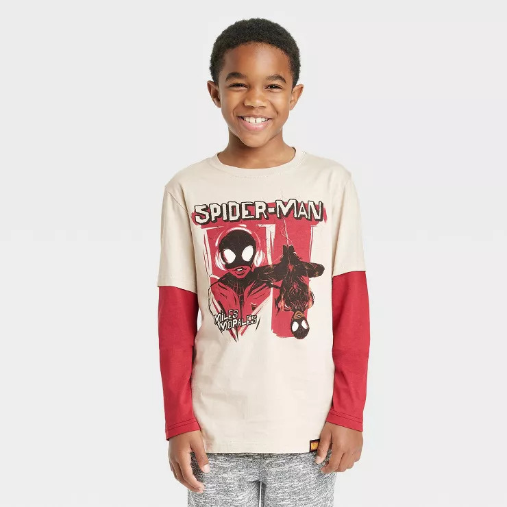 Boys' Marvel Spider-Man: Miles Morales x Nikkolas Smith Long Sleeve Graphic T-Shirt - Beige/Red | Target