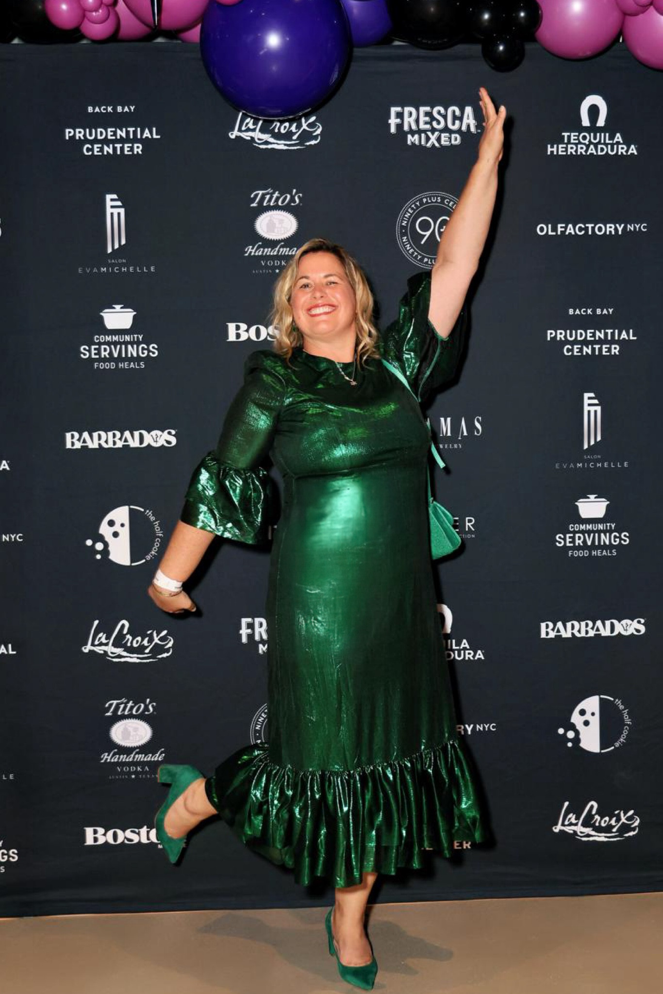 I don’t get dressed up that often, but when I was invited to Boston Magazone’s influencer soirée, I knew exactly which dress I wanted to wear!

I ordered this besuty from Tuckernuck in my favorite color, and it was a hit!

I am wearing a large.  

#.tuckernuck #tuckernuckinf