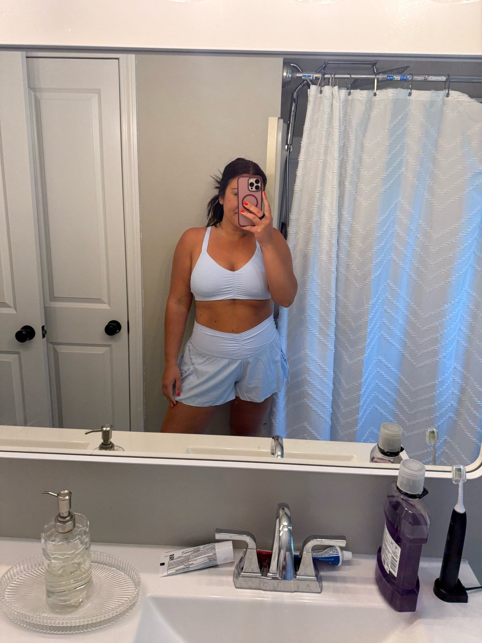 Aerie matching workout set size large

#LTKfitnessgoals #LTKMidsize #LTKActive