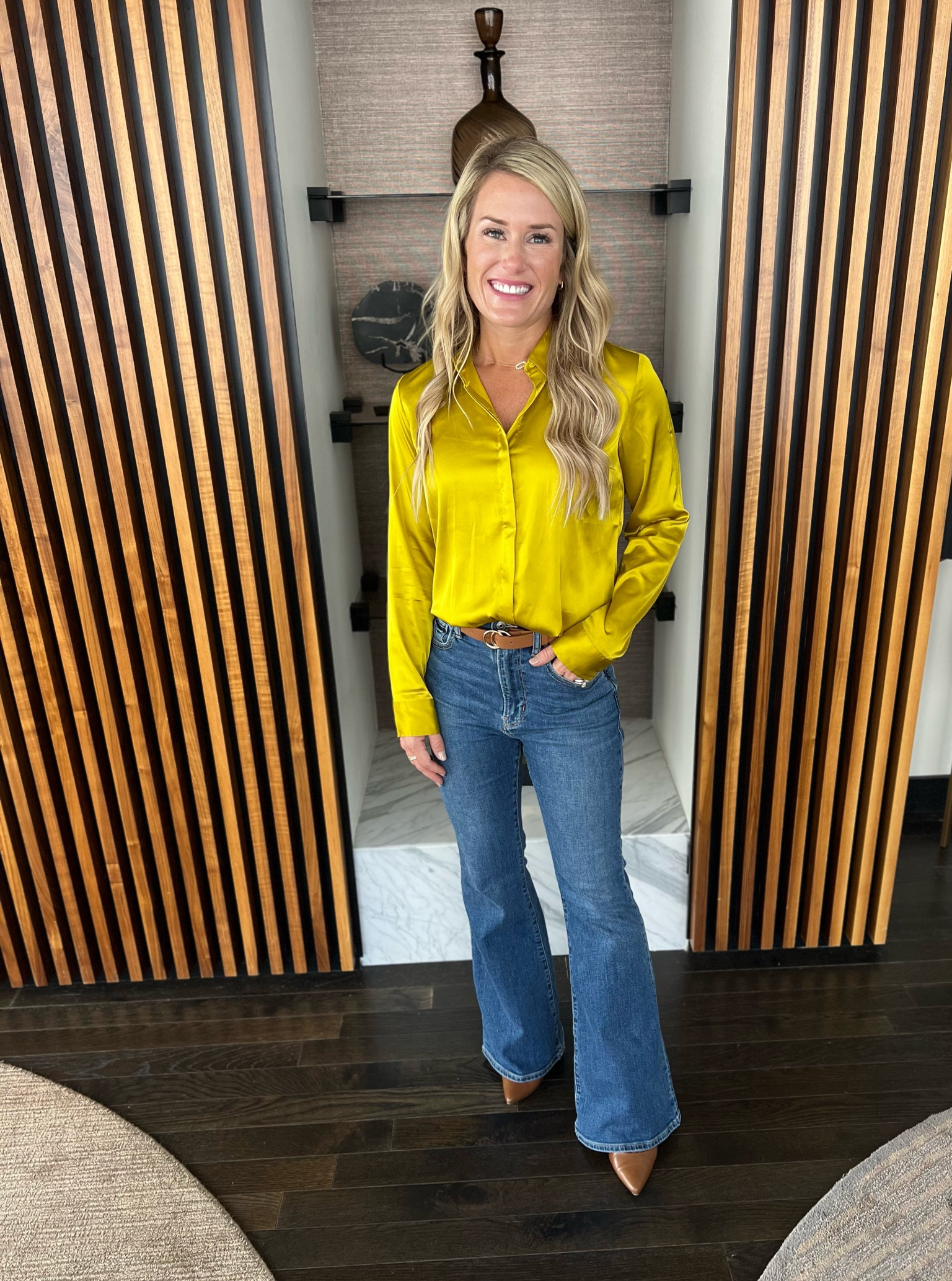 Look for day 2 of LTKcon! 
Blouse 
Curve love jeans
Abercrombie denim
Express top
Heels


#LTKCon #LTKfindsunder100 #LTKstyletip