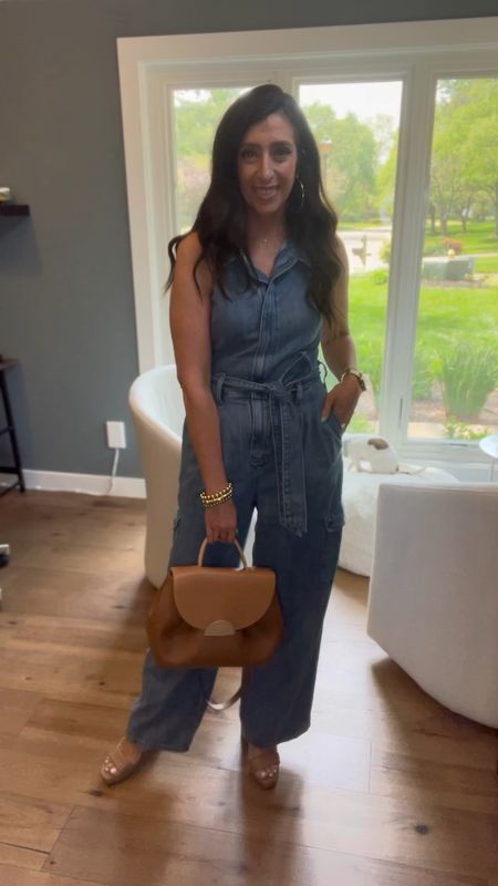 Let’s do a quick #ootd for church on Sunday!  This denim jumpsuit really surprised me…it’s REALLY good, just runs a bit big, except in the chest, which runs small.  Neutral platform heels & bag complete the look!

Like what you see and want to shop?  Comment JUMP for direct link or shop in my @shop.ltk

#denimjumpsuit #platformheels #neutralbag #jennybird #whattowear #sundaychurchfit

#LTKworkwear #LTKfindsunder50 #LTKstyletip