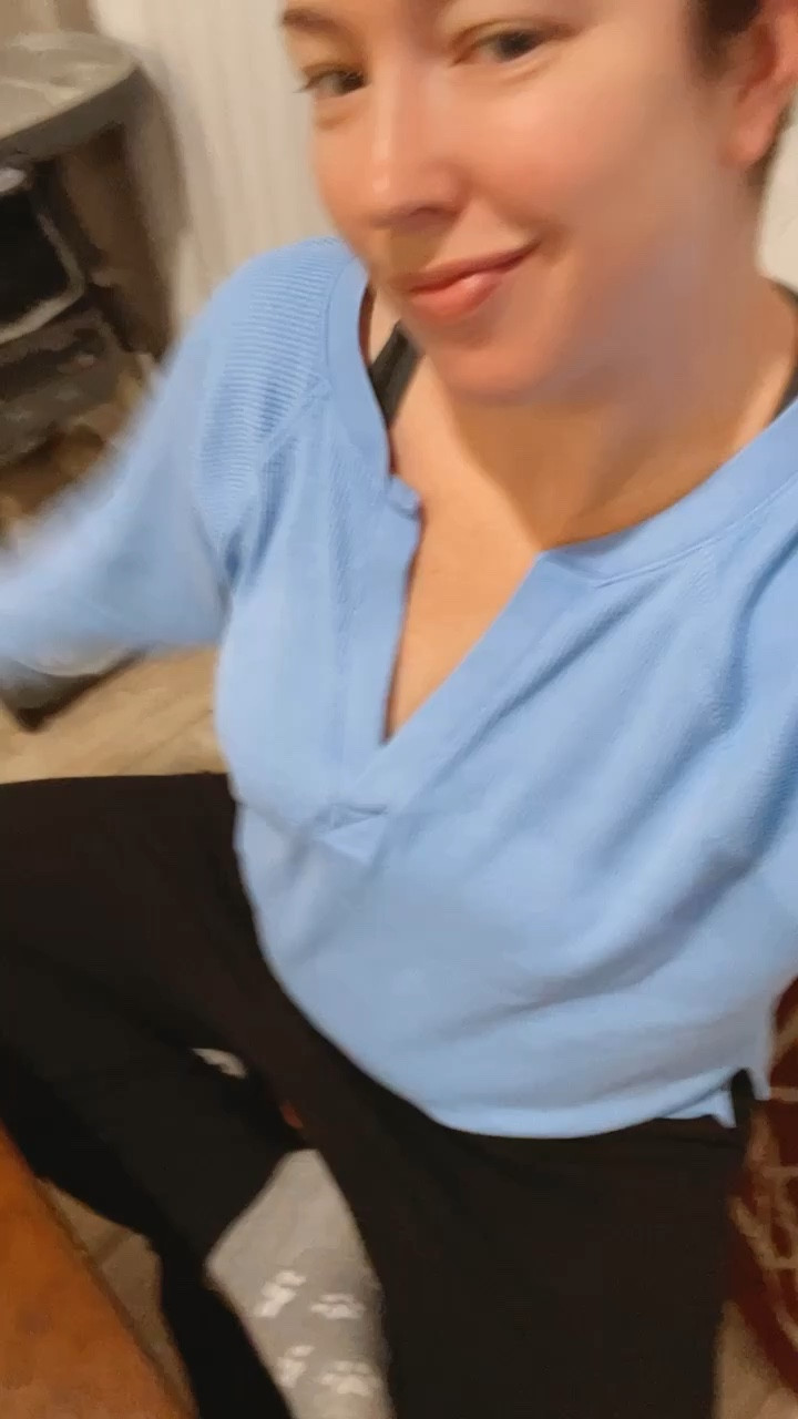 The comfiest long sleeve from Gap. Comes in a few colors. Wearing a large for a loose fit  

#LTKmidsize #LTKfindsunder50 #LTKSeasonal