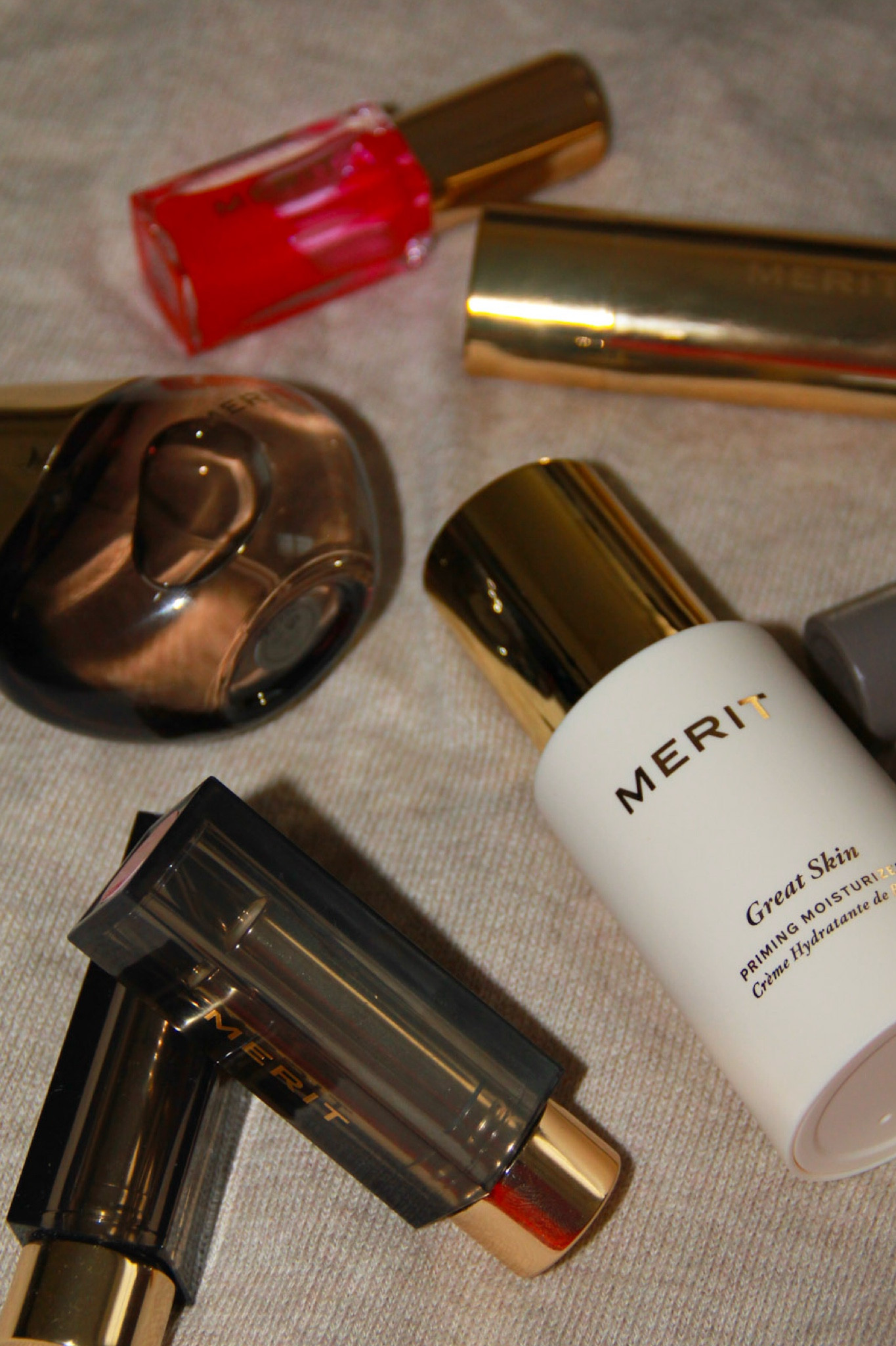 Merit has quickly become my go-to for all things makeup. Love how simple it is to apply and love how well the cream formula sits on my skin. Plus, this system makes packing for a trip so simple! 

#LTKTravel #LTKBeauty #LTKGiftGuide