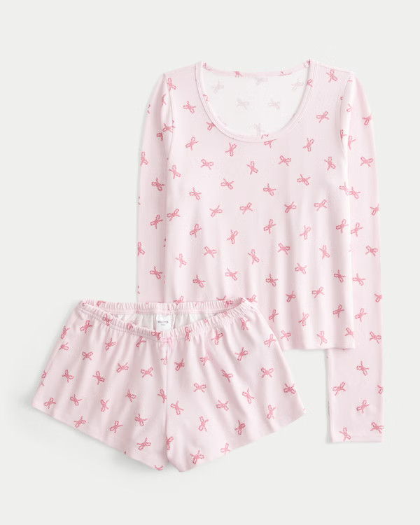 Women's Always Cozy Long-Sleeve Scoop Top & Shorts Set | Women's | HollisterCo.com | Hollister (US)