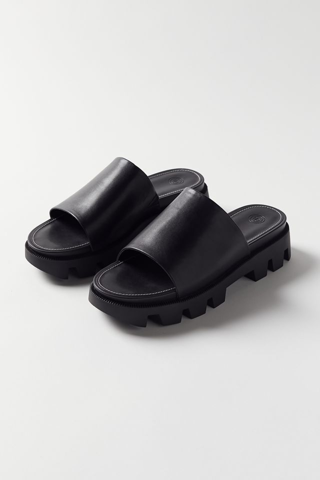 UO Roxy Chunky Slide Sandal | Urban Outfitters (US and RoW)