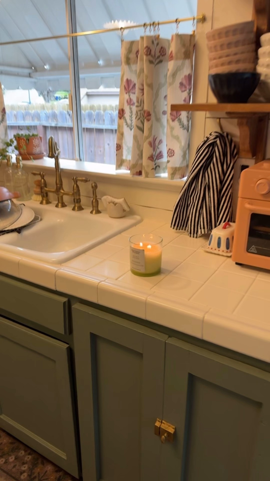 Love the scent of this candle! Not too strong either  

#LTKdayinmylife #LTKHome