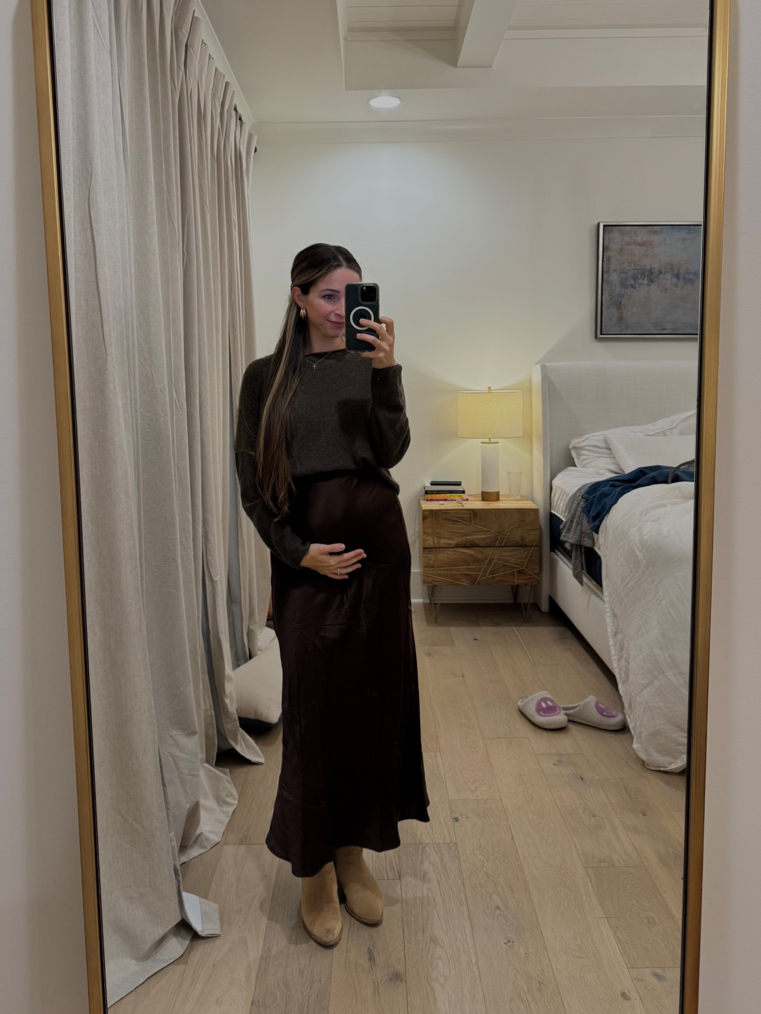 Dressing up with the bump at 14 weeks. Wearing a small in both. 

#LTKHoliday #LTKBump #LTKSeasonal