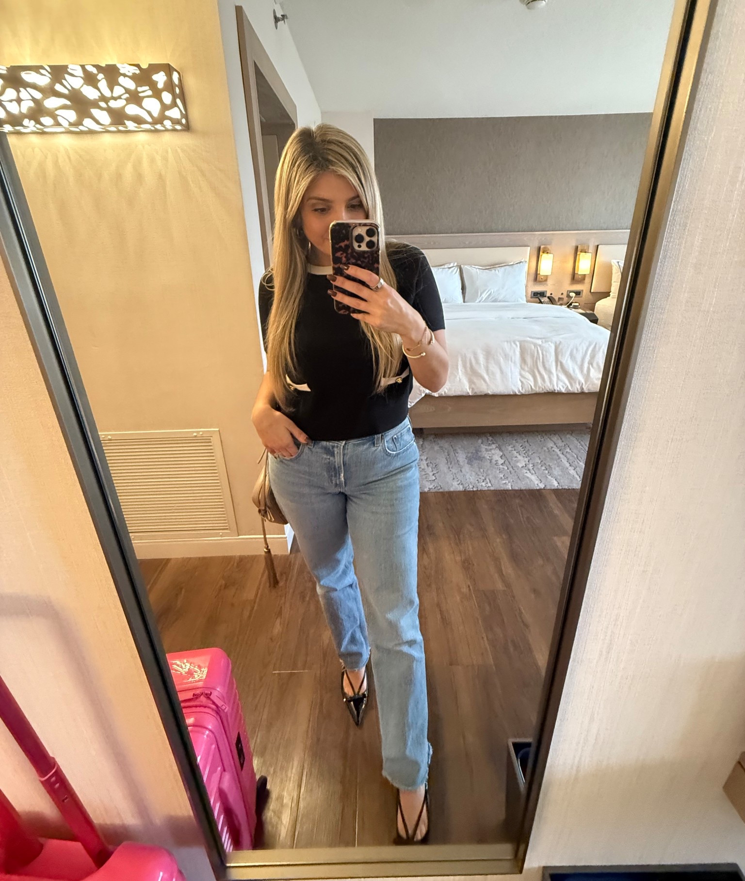 Work outfit 
Business casual 
South moon under
Workwear 
Office chic 
French connection 
Abercrombie Denim 

#LTKFindsUnder100 #LTKWorkwear #LTKStyleTip