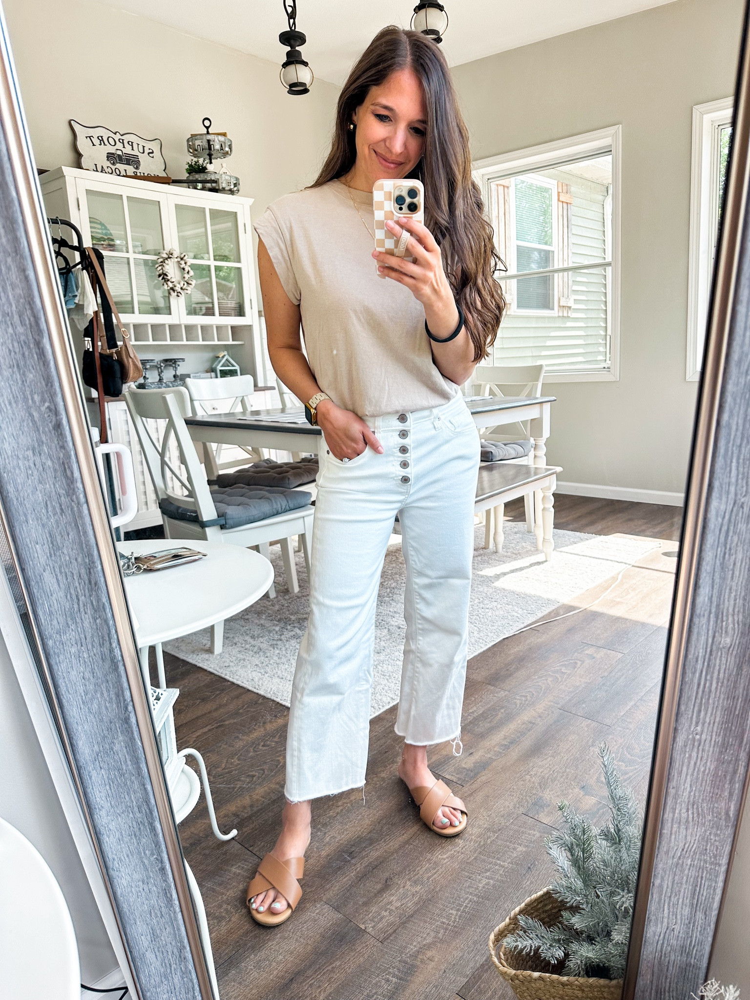 Outfit of the day! Neutral style! Easy outfit! 
Top is 30% off only $7 
Jeans OOS but linked similar 
Shoes Kohl’s on sale. 

#LTKSaleAlert #LTKFindsUnder100 #LTKFindsUnder50