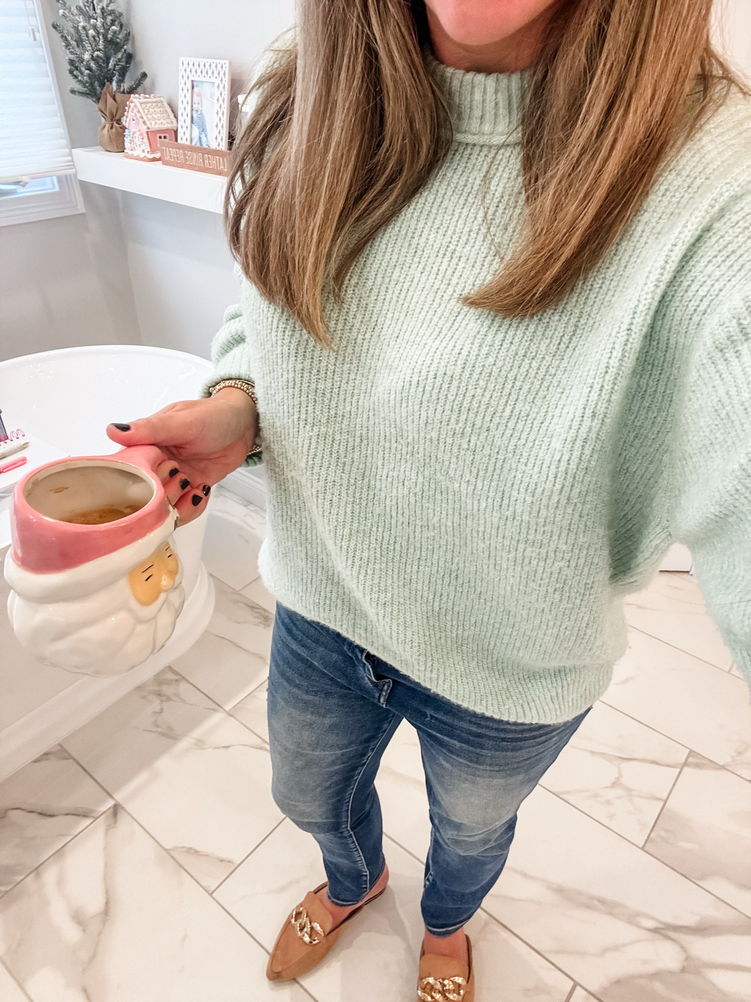Perfect light green sweater. I’m in a medium. Love the mules too! True to size. 

#LTKStyleTip #LTKFindsUnder50