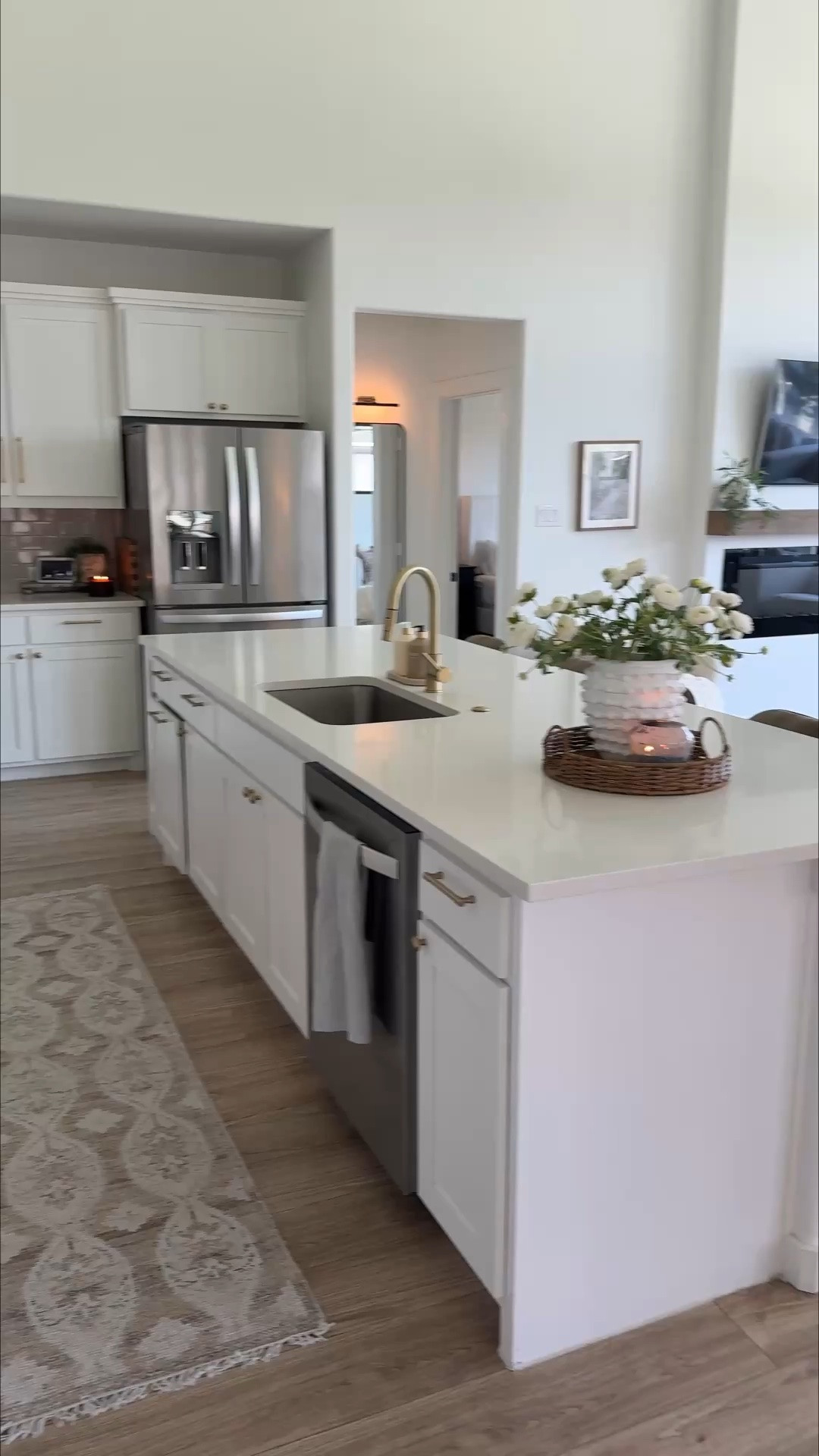 Home views lately, cozy home aesthetic, layered home decor, organic modern, modern traditional, living room, open concept, white kitchen, warm home decor